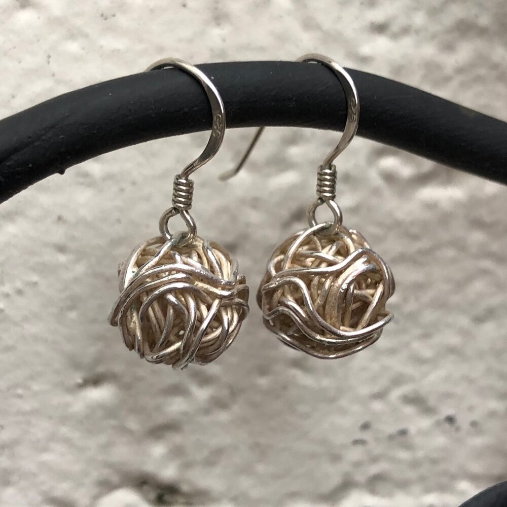 Silver wire ball dangle earrings